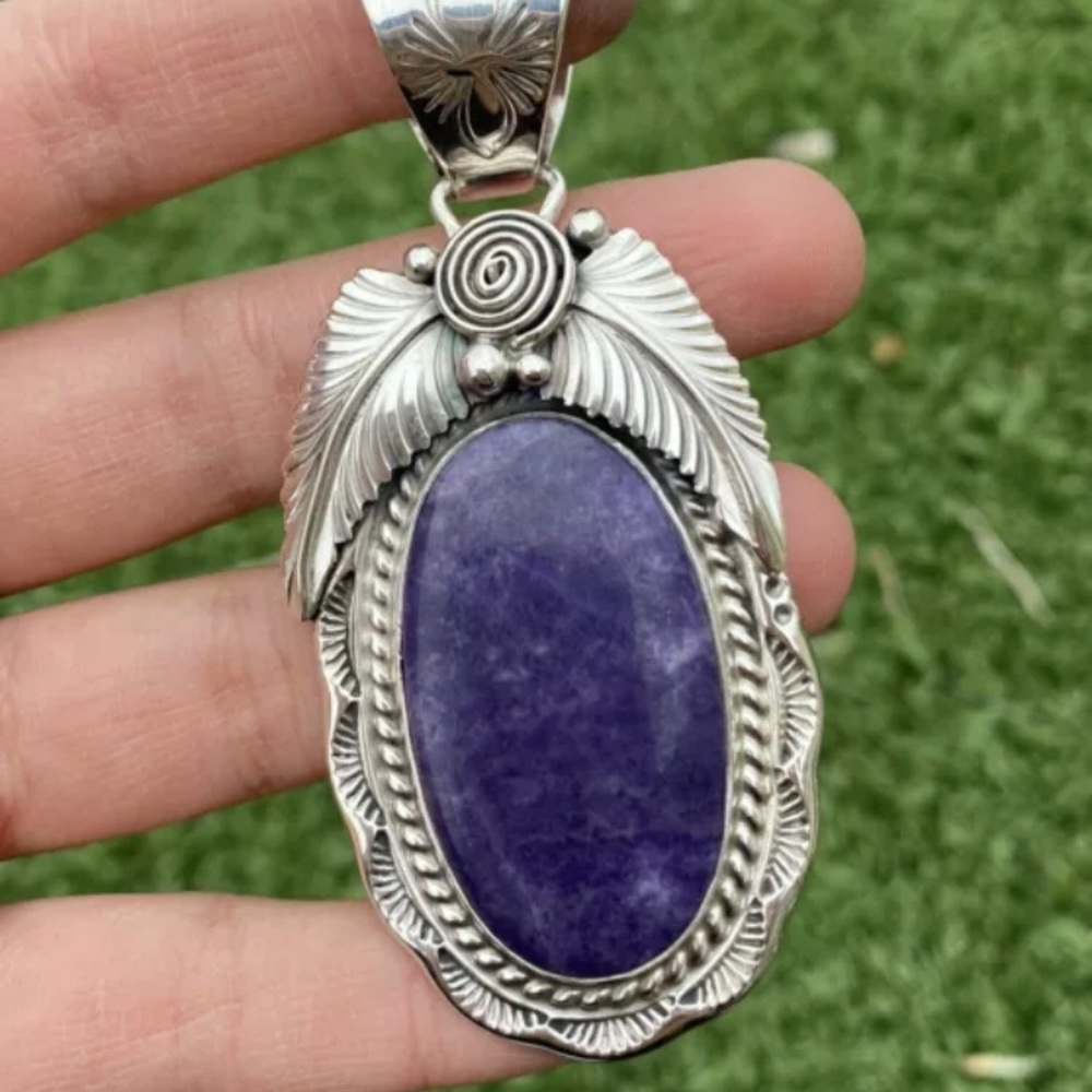 Nativeamerican Sterlingsilverpurplecharoitependant - image 1